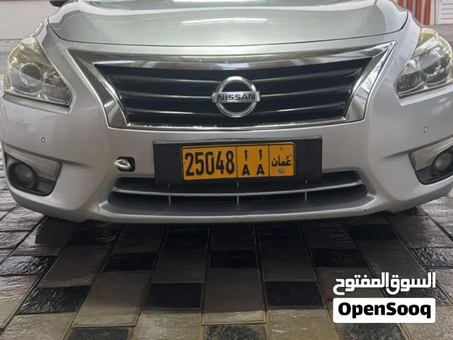 2015 نيسان التيما SV