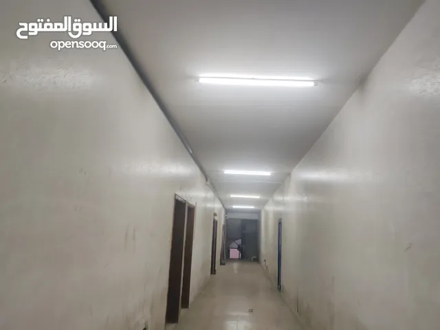 مكاتب وشقق للايجار في عجمان تصلح لجميع التراخيص وليكن العمال والموظفين Office for rent in Ajman good