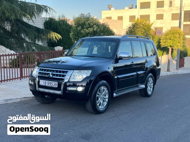 2015 Mitsubishi Pajero GLS