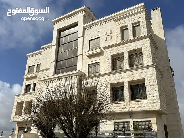 235 m2 More than 6 bedrooms Apartments for Sale in Amman Al Kursi