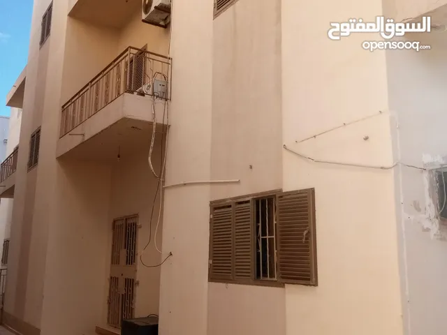 400 m2 More than 6 bedrooms Townhouse for Sale in Tripoli Hay Demsheq