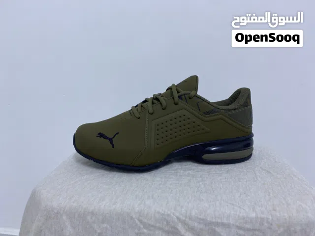 حذاء نوع PUMA جديد مقاس 42 امريكي اصلي