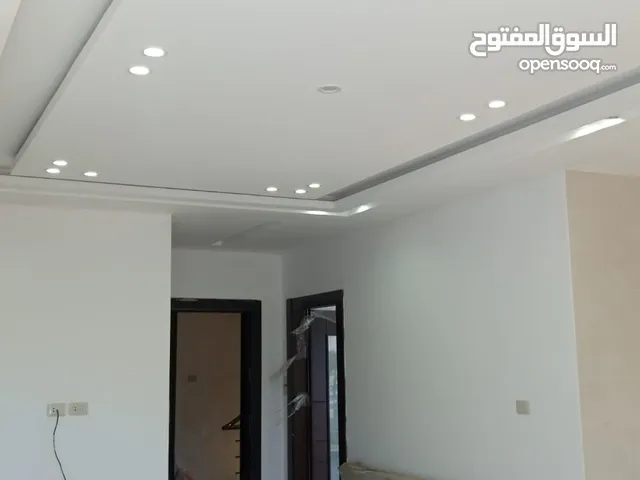 195 m2 3 Bedrooms Apartments for Sale in Amman Al Bnayyat