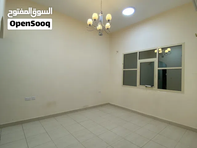 253 m2 1 Bedroom Apartments for Rent in Al Ain Al Jimi