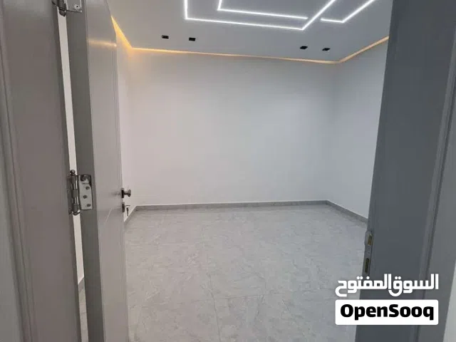 210 m2 3 Bedrooms Apartments for Rent in Tripoli Al-Serraj