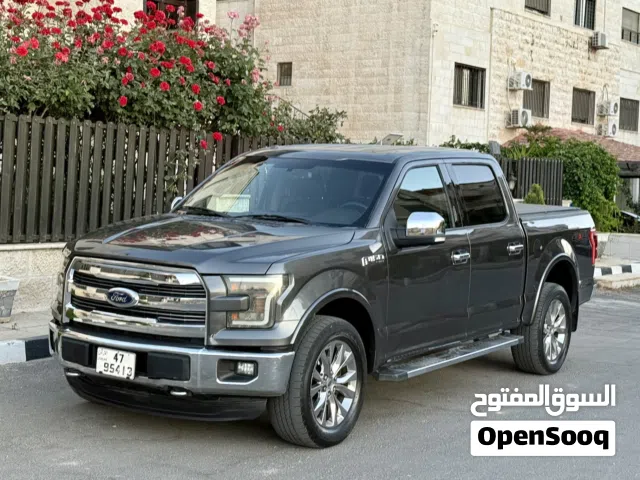 2015 فورد F-150 Lariat