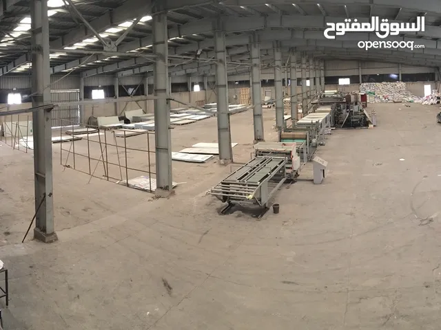 مصنع للبيع ببرج العرب المنطقة الصناعية الرابعة للبيع كاش 36 مليون او للايجار 300 الف في الشهر
