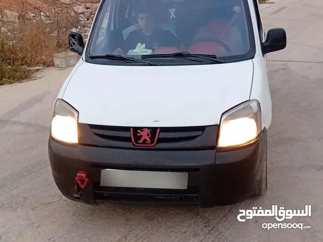 بيجو بارتنر موديل 2008