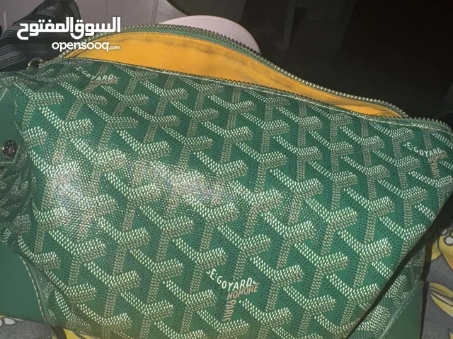 Green Gucci for sale in Um Al Quwain
