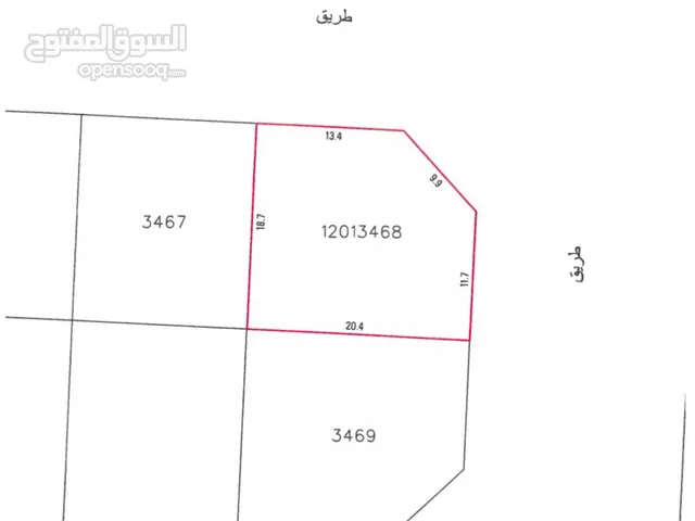للبيع أرض في رأس حيان ارض في مخطط عسكر 1 مساحة الأرض: 359.5 م2 تصنيف الأرض: سكني RA قريبة جدا من خدم