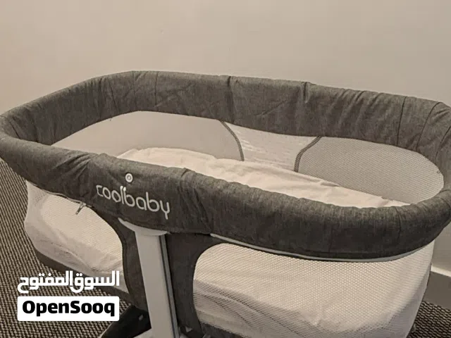 سرير اطفال نظيف جدا