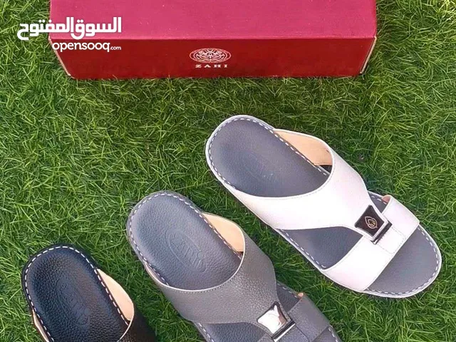 Other Casual Shoes in Muscat