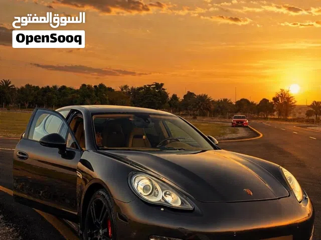 2012 بورش باناميرا Panamera