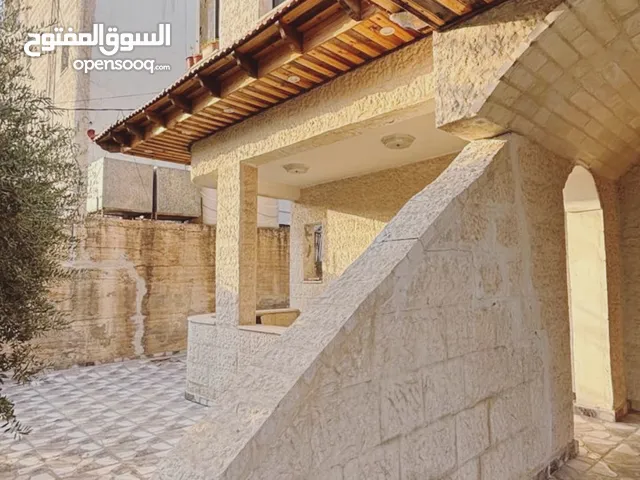 فرصة ذهبية للبيع! بيت مستقل في اربد ، حي الشرقي ..