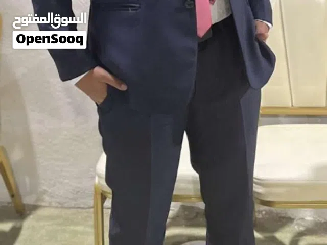بدلات ولادي. ورجالي m