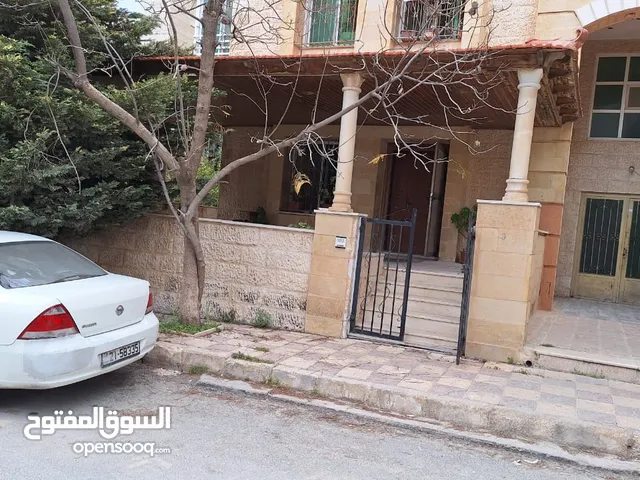 190 m2 More than 6 bedrooms Apartments for Sale in Amman Swelieh
