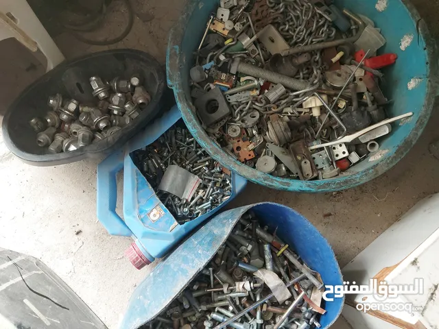 مجموعه من البراغي