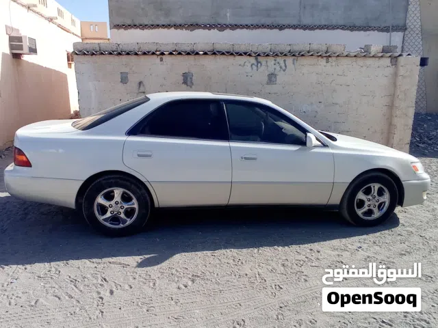 1999 لكزس ES ES 300