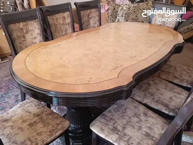 طاولة سفرة مع 8 كراسي