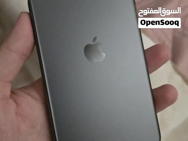 ايفون 11 برو ماكس شرق اوسط جديد