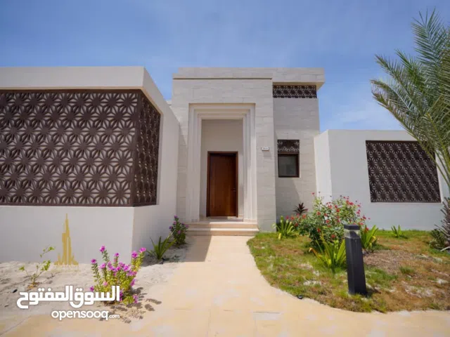 فرصة استثمارية  فيلا راقية في صلالة بمقدم 10% فقط