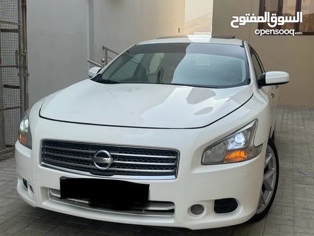 Used Nissan Maxima in Al Dakhiliya