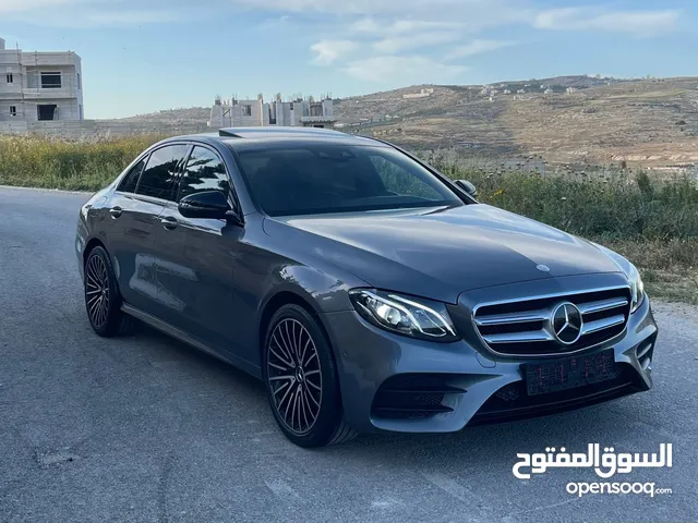 Mercedes benz E220D black edition
