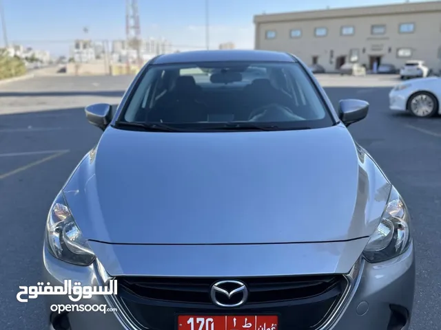 Sedan Mazda in Muscat
