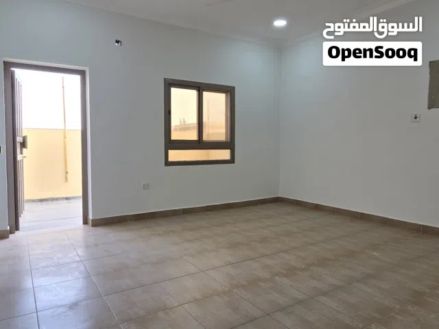 80 m2 1 Bedroom Apartments for Rent in Muharraq Arad