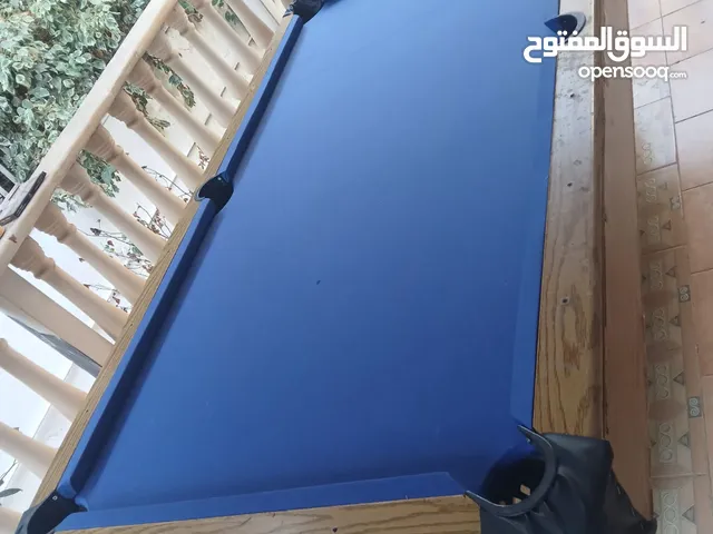 صيانة و تركيب و تنجيد ونقل كافة طاولات البلياردو السنوكر
