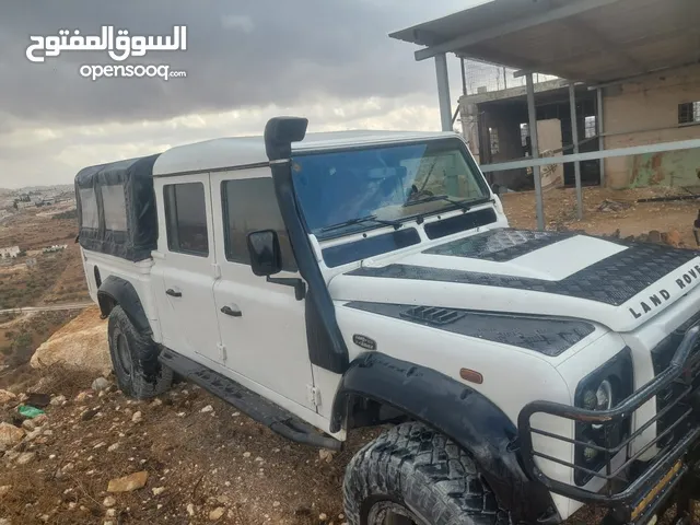 LAND ROVER DEFENDER PICKUP