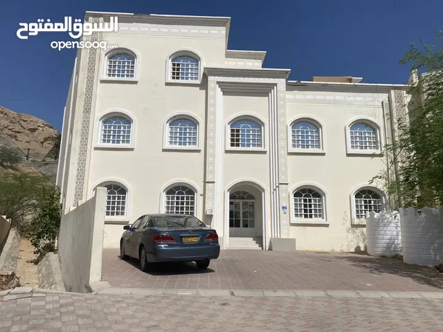  Building for Sale in Muscat Darsait