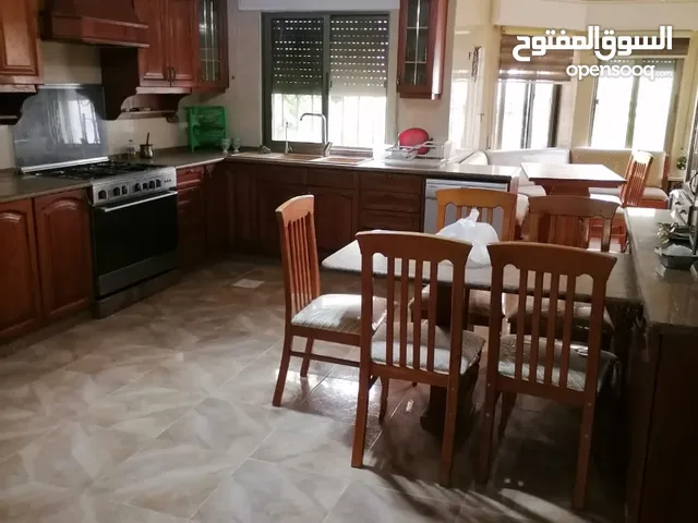 400m2 3 Bedrooms Villa for Rent in Amman Jubaiha