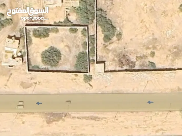 ارضية سكنية 16*13 الساس جاهز مصبوبه المايده