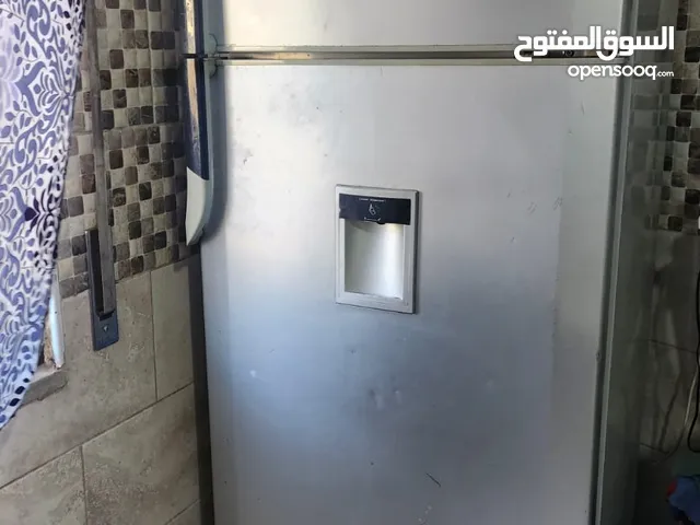 ثلاجه 24 قدم مستعملة إستعمال خفيف نضيفة ومرتبة