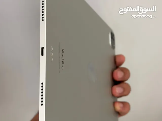 Apple iPad Pro 128 GB in Muscat