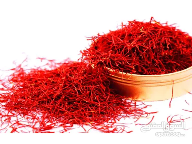 زعفران عالي الجودة من حدائق خراسان، إيران