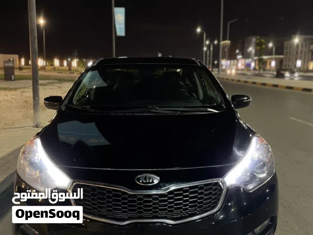 كيا فورتي موديل 2015نص فل ماشيه 87ميل استراد امريكي