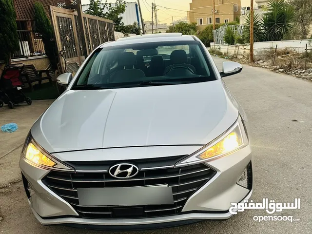 Used Hyundai Elantra in Qalqilya