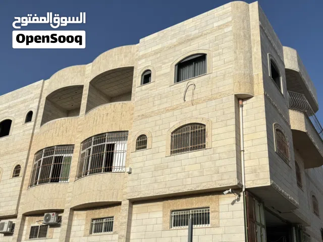  Building for Sale in Hebron Eayin sara St.