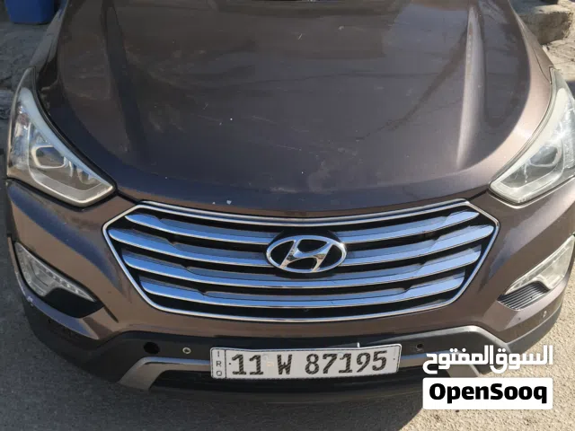 Hyundai Grand Santa Fe