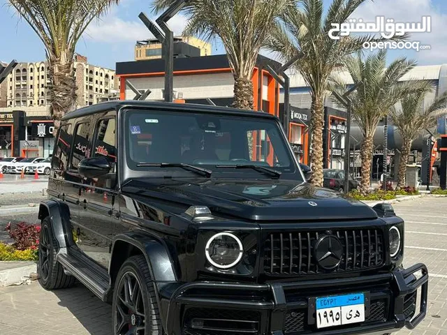 SUV Mercedes Benz in Cairo