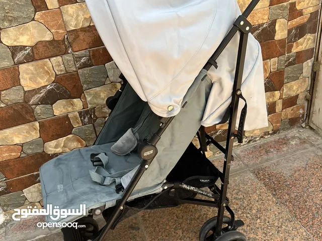 عربانه طفل ماركه momos