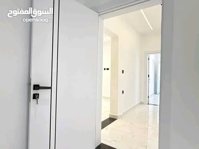 200 m2 3 Bedrooms Apartments for Sale in Benghazi Al-Hai Al-Jamei