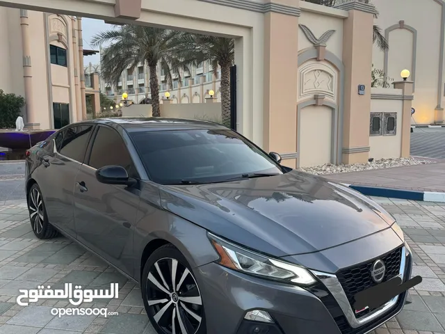 Nissan Altima SR 2021