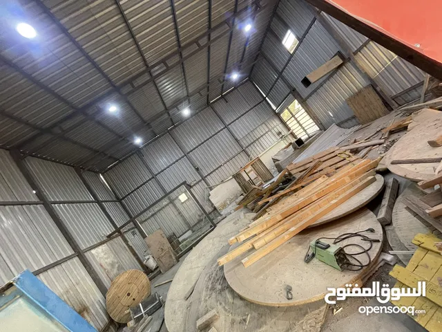 مخزن للأيجار او موقع استثماري للراغبين