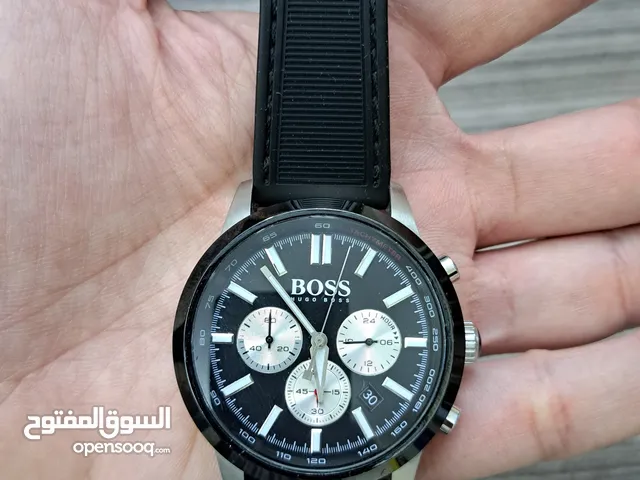 ساعة رجالي مميزة HUGO BOSS اصلية 100% بحالة الوكالة استخدام خفيف جدا معها الكرتونة وكتالوج الشركة