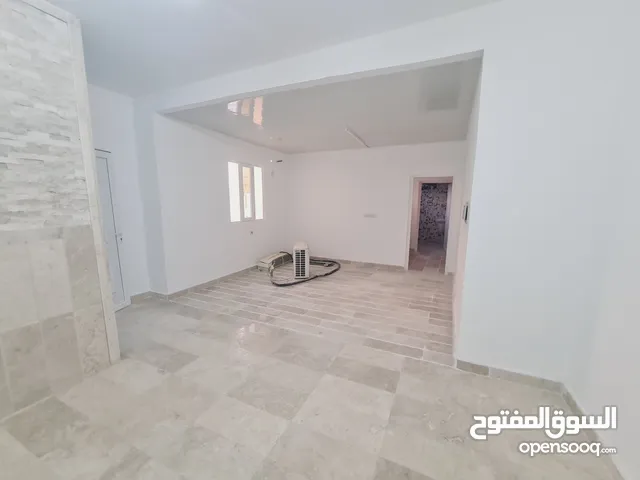 40 m2 Studio Apartments for Rent in Muscat Ghubrah