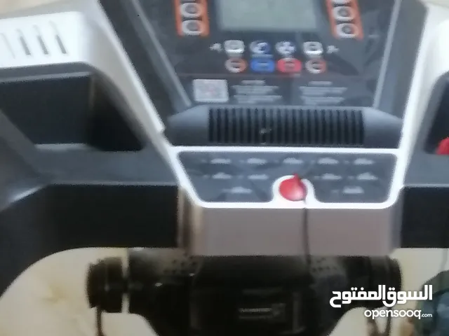 جهاز مشي للرياضه