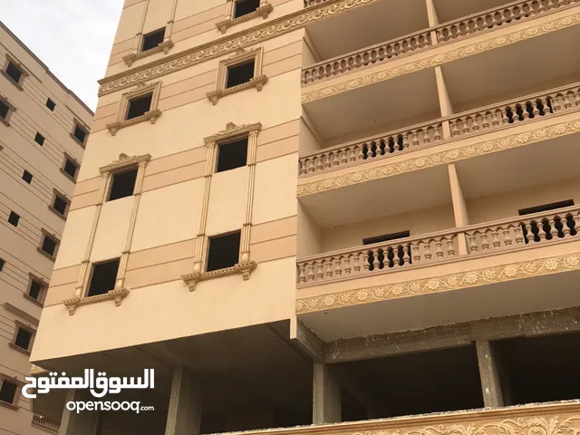 145m2 3 Bedrooms Apartments for Sale in Cairo Gesr Al Suez